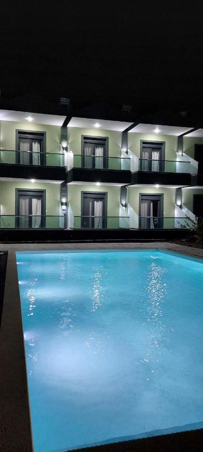 Paramithi Luxury Apartments Nikiti  Exteriér fotografie