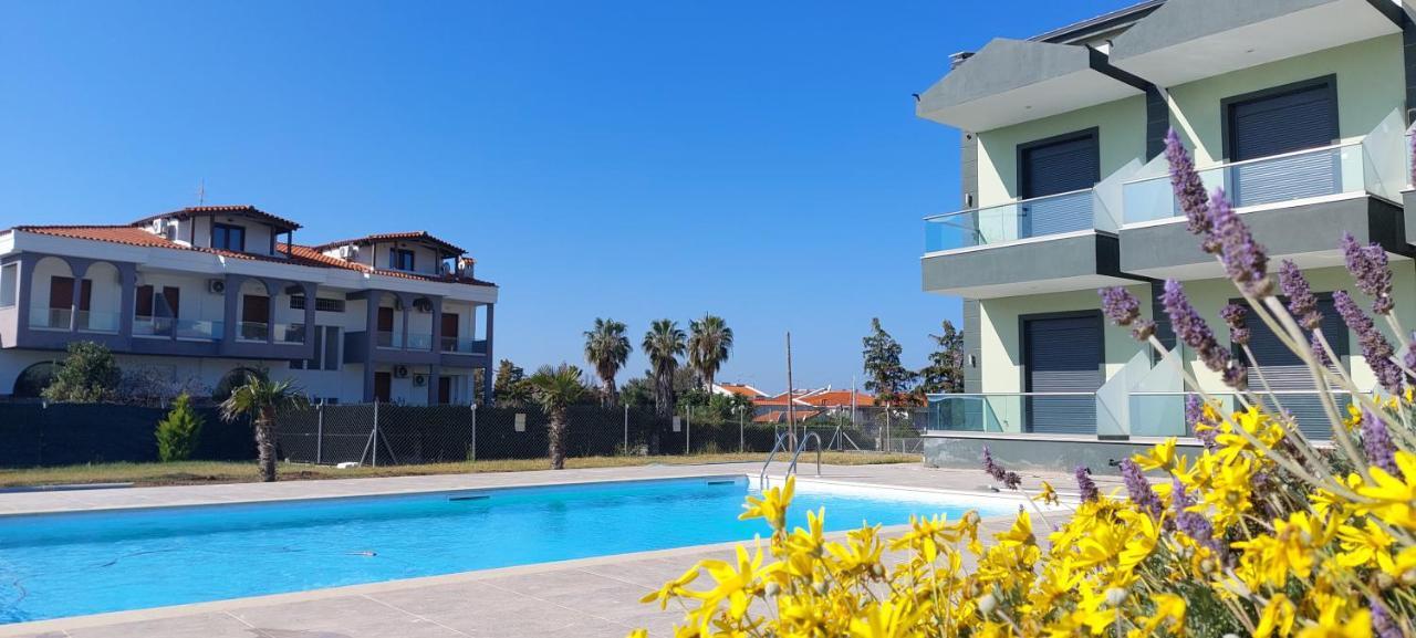 Paramithi Luxury Apartments Nikiti  Exteriér fotografie