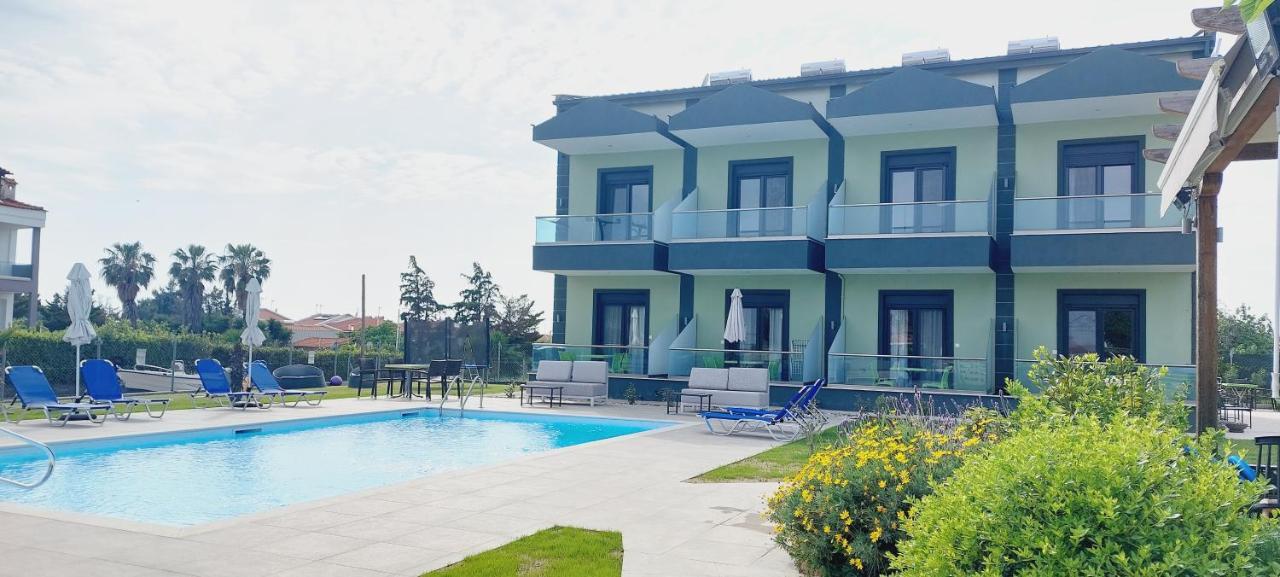 Paramithi Luxury Apartments Nikiti  Exteriér fotografie