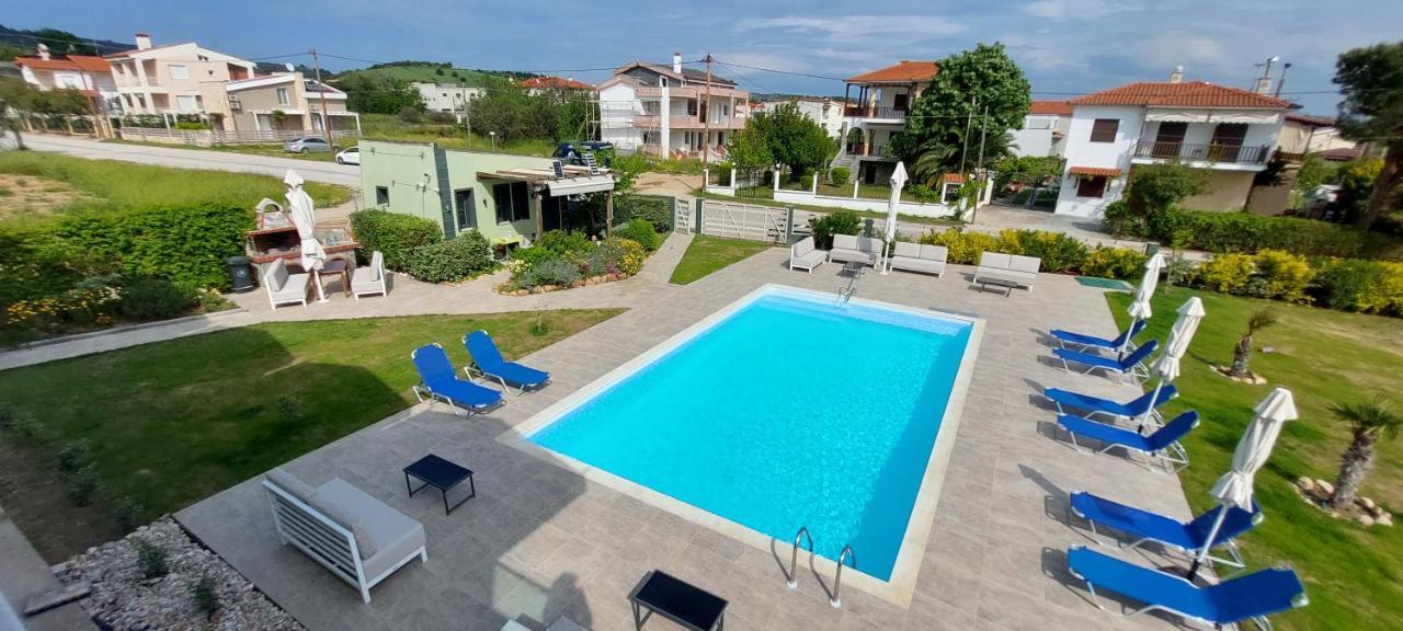 Paramithi Luxury Apartments Nikiti  Exteriér fotografie