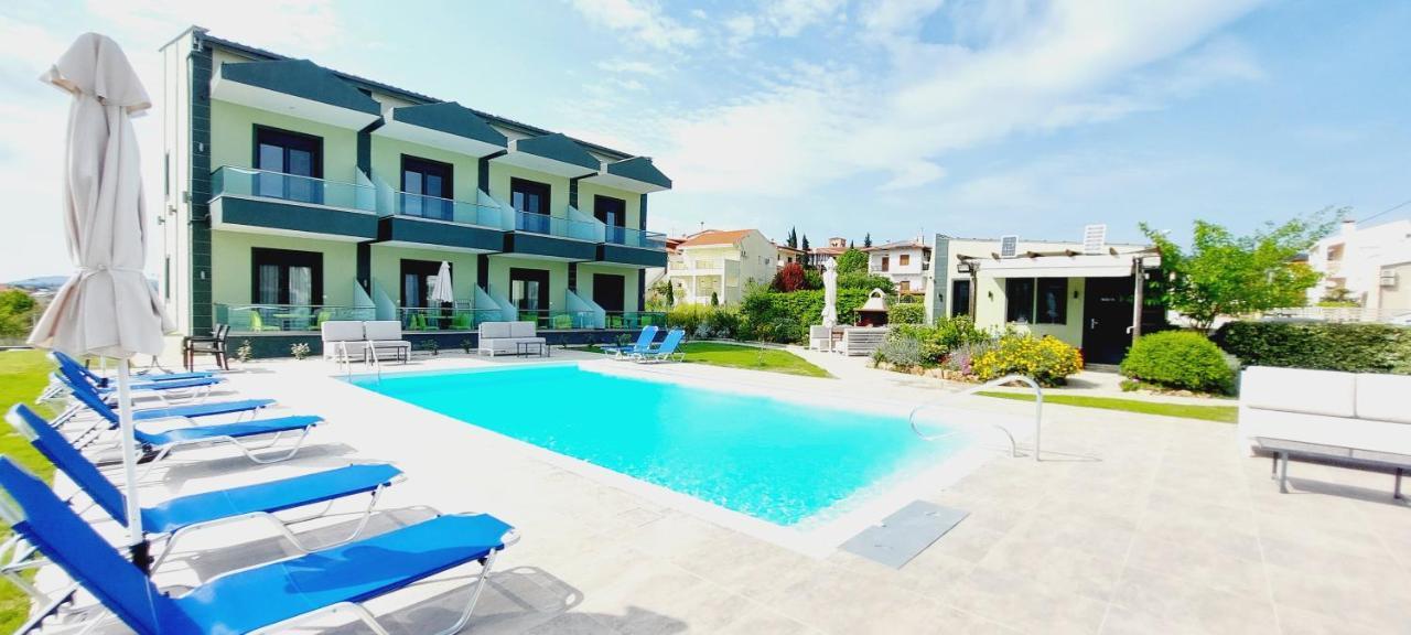 Paramithi Luxury Apartments Nikiti  Exteriér fotografie
