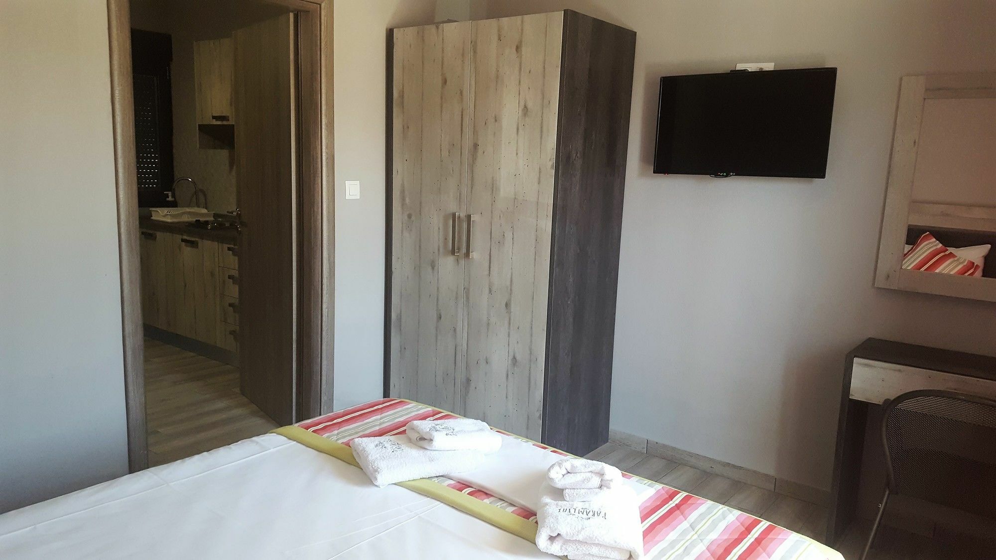 Paramithi Luxury Apartments Nikiti  Exteriér fotografie